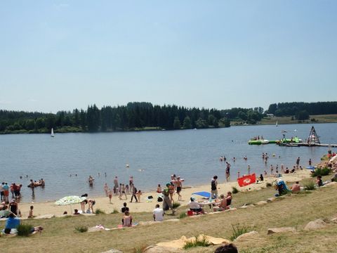Camping du Lac de Devesset - Camping Ardèche - Afbeelding N°0